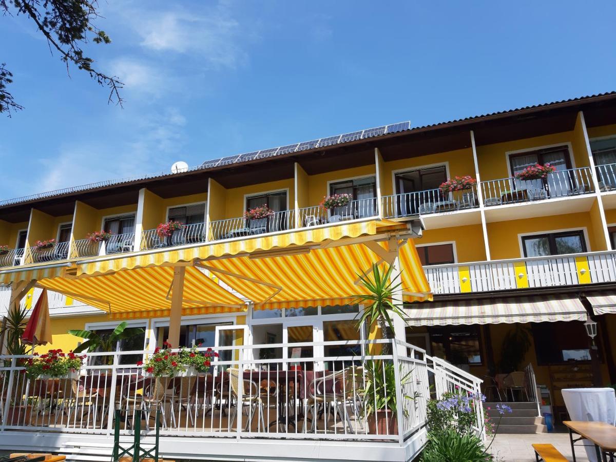Hotel Am See Obersammelsdorf Exterior photo